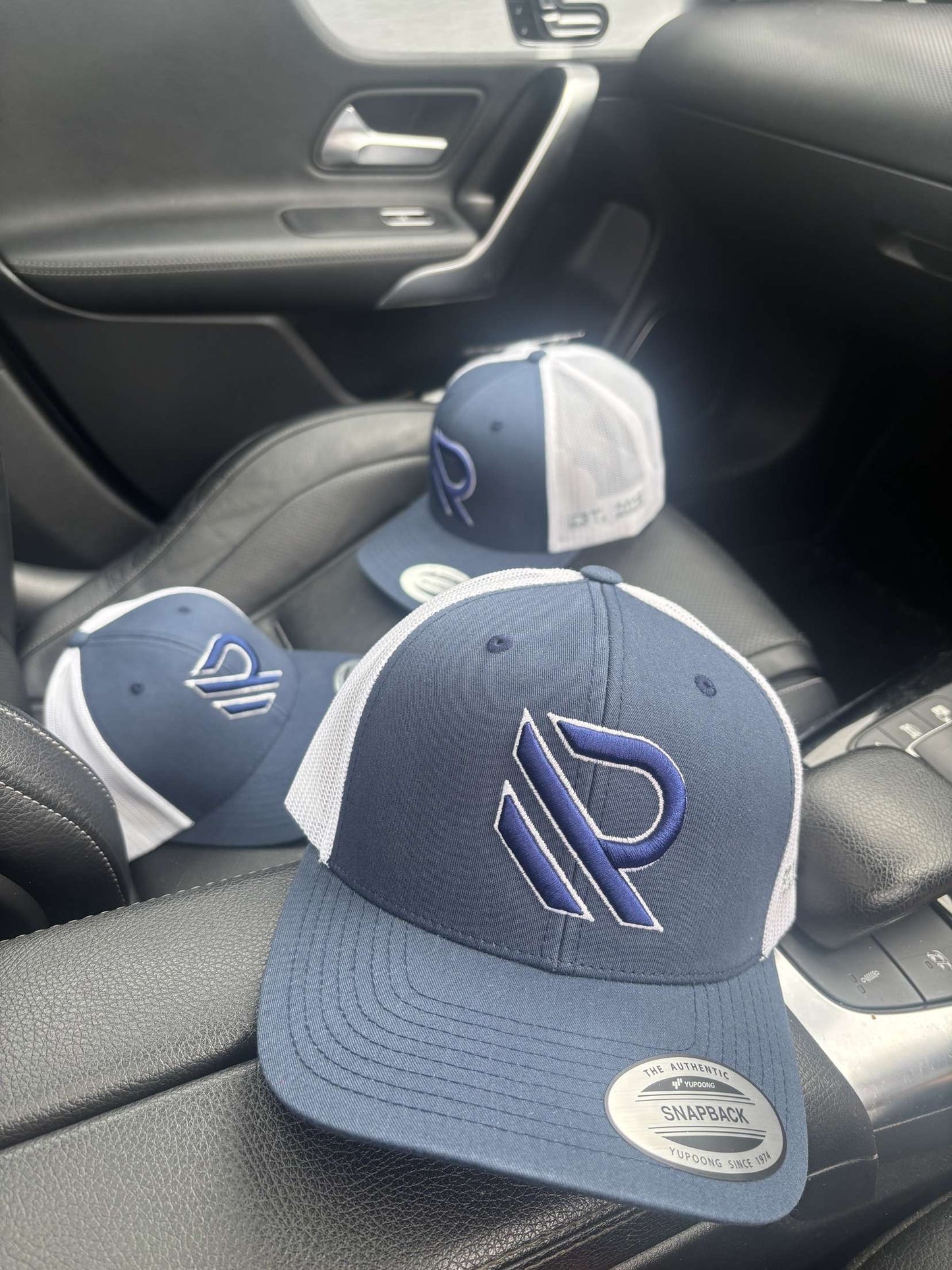 NAVY/WHITE TRUCKER HAT